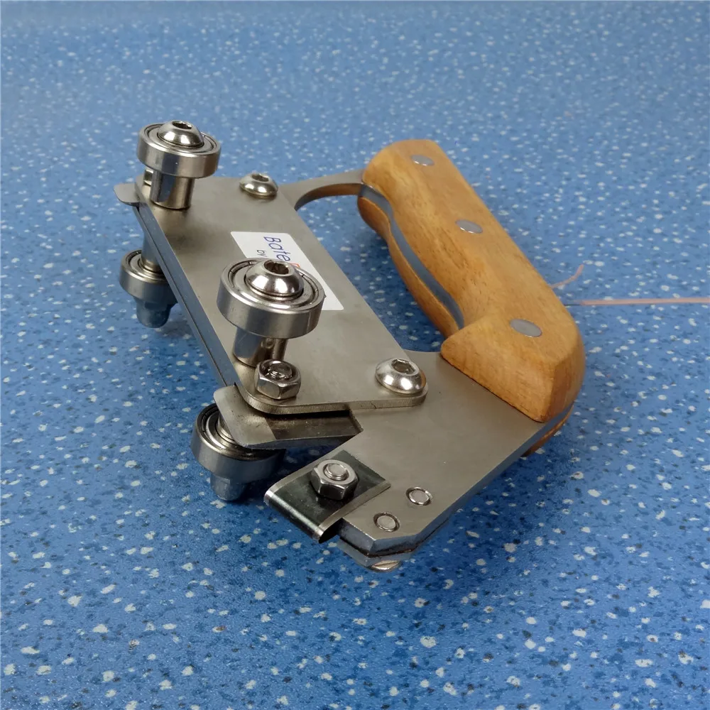 Scanalatrice per pavimenti in rotolo di PVC BateRpak, coltello con scanalatura manuale a ruota, scanalatrice per pavimenti in vinile