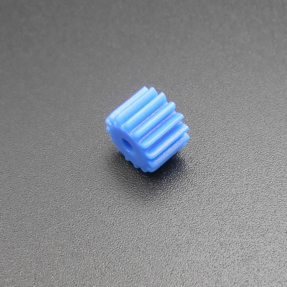 10PCS 0.5M 15T พลาสติกสีฟ้า Spur Gear 0.5 โมดูลัส 15 ฟันรูรับแสง 2.3 มม.T = 15 6MMX8.4MM POM 10 ชิ้น/ล็อตเกียร์ 15T2.3MM * FD495X10