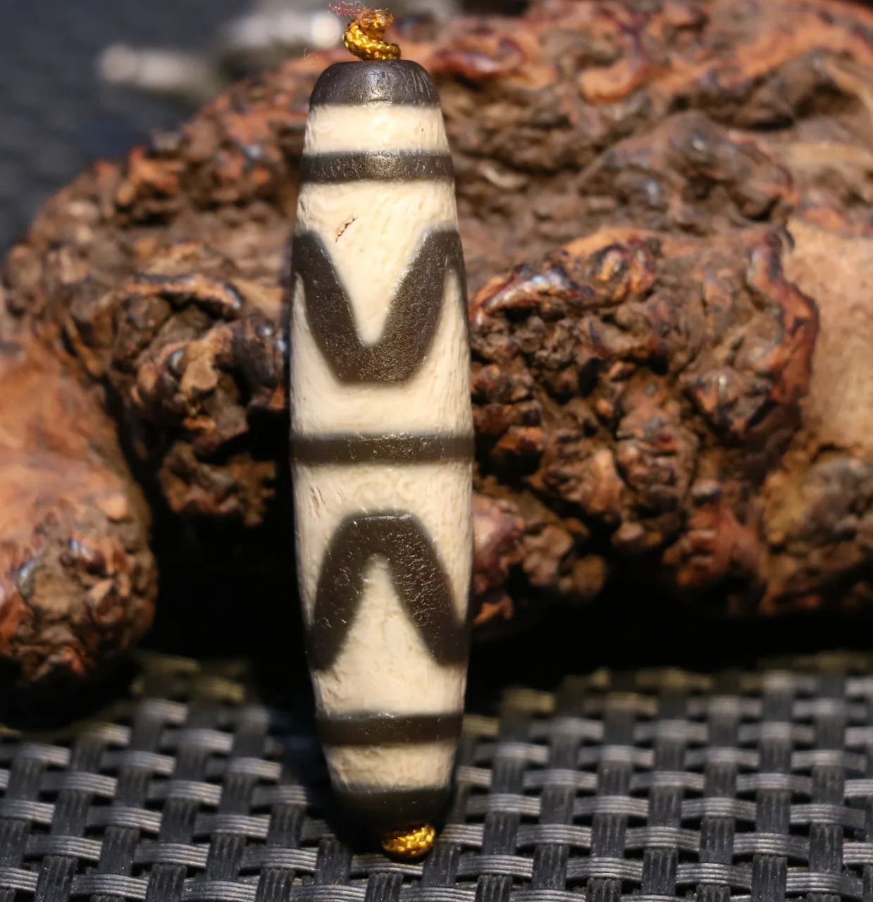 

Power Energy Tibetan Old Agate Double Tiger Tooth dZi Bead Amulet Pendant Totem Timestown UPD22