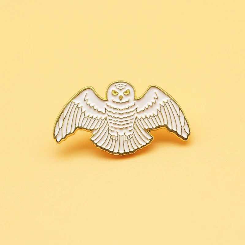 Alloy enamel pin，Shirt collar pin，Cartoon bird brooch，women Fashion jewelry gift badges