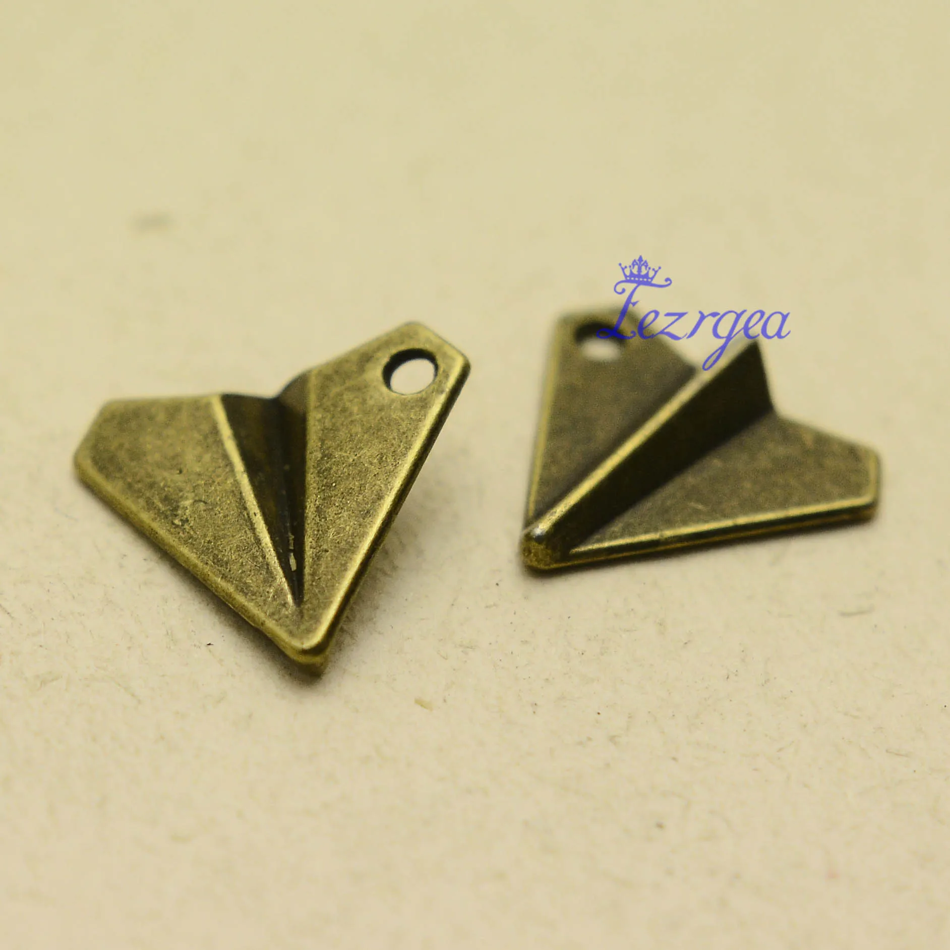 30pcs/lot--18x17mm Paper Airplane Pendants Plane Charms For DIY Supplies Jewelry Making Findings Accessories