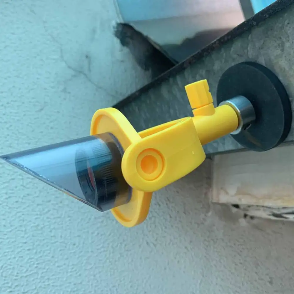 Mini prisma corpo giallo con cappuccio antipioggia e base magnetica per stazione totale GMP104