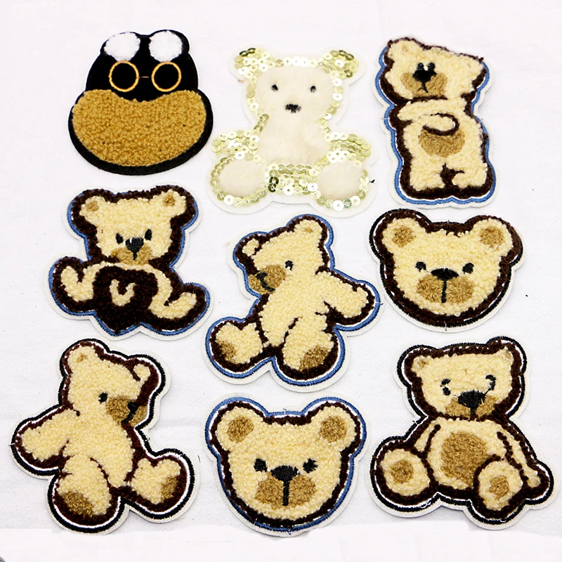 Cute Heart-shaped Bear Chenille Sequins Icon Towel Embroidery Applique Patches For Clothing DIY Iron on Badges on the Backpack