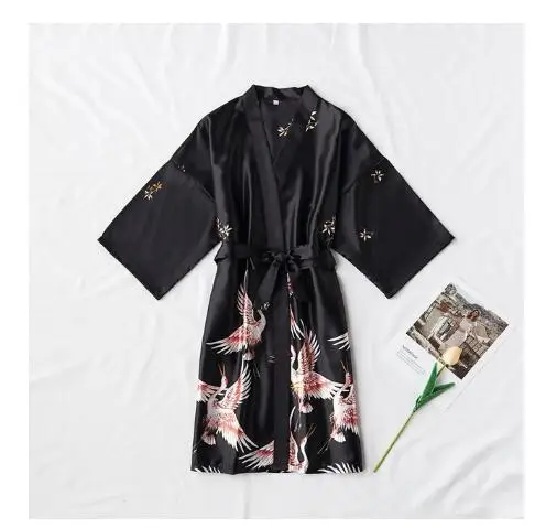 Women Silk Satin short Wedding Bride Bridesmaid Robe Kimono Robe Feminino Bath Robe Large Size Peignoir Femme Sexy Bathrobe