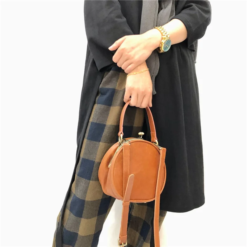 Genuine Leather Circular Clip Bag Women Crossbody Bags Vintage Handwork Shoulder Bag Female Handbags Designer Brand Purse Clutch