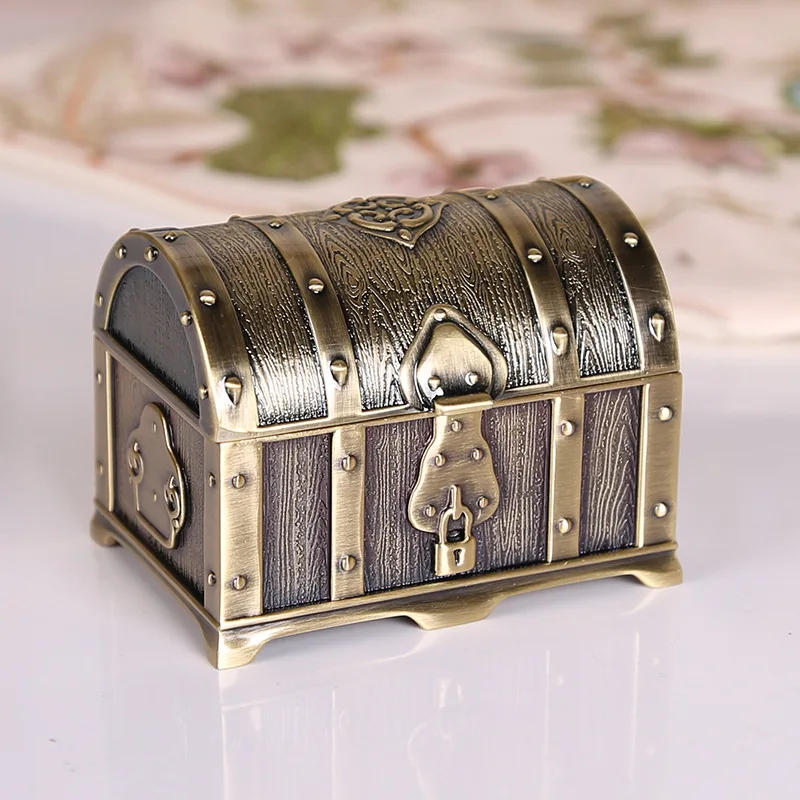 

Metal Craft European Classical Treasure Chest Pirate Box Pearl Treasure Box Creative Retro Jewelry Ring Jewelry Organizer