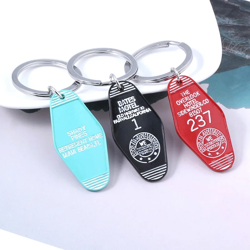 Classic TV Twin Peaks KeyChain The Overlook Hotel 237 Logo Hotel Room Motel Metal Key Chain Men Accessories Llavero Gift