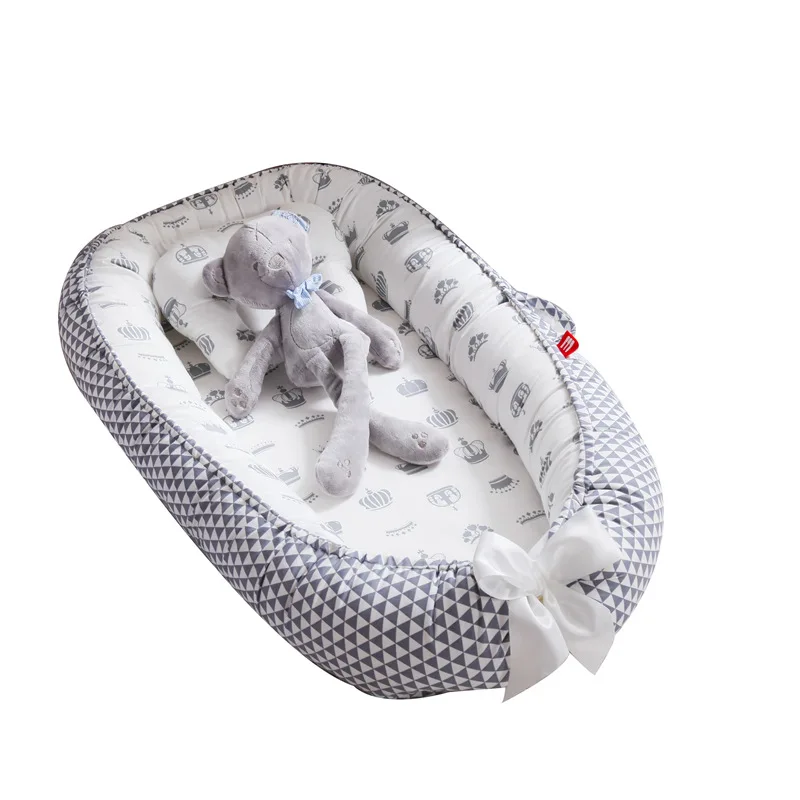 Lit accent de bébé portable avec oreiller, lit de voyage CPull pour bébé, berceau en coton pour nouveau-né, pare-chocs de berceau pour tout-petits, 85x50cm