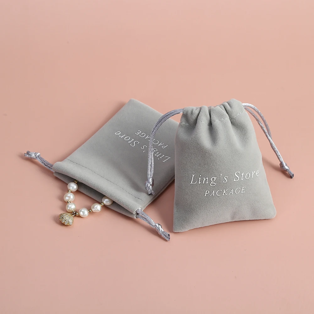 50 Personalized Jewelry Packaging Bags Grey Small Velvet Gift Drawstring Pouch for Wedding Cosmetic Lipsticks Earrings Necklace