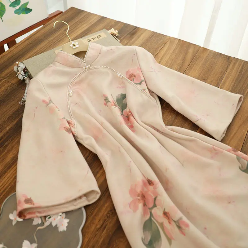 

Autumn Qipao Long Split Dress Sweet Pink Cheongsam New Elegant Long-sleeved Girl Improved Vintage Chinese Style