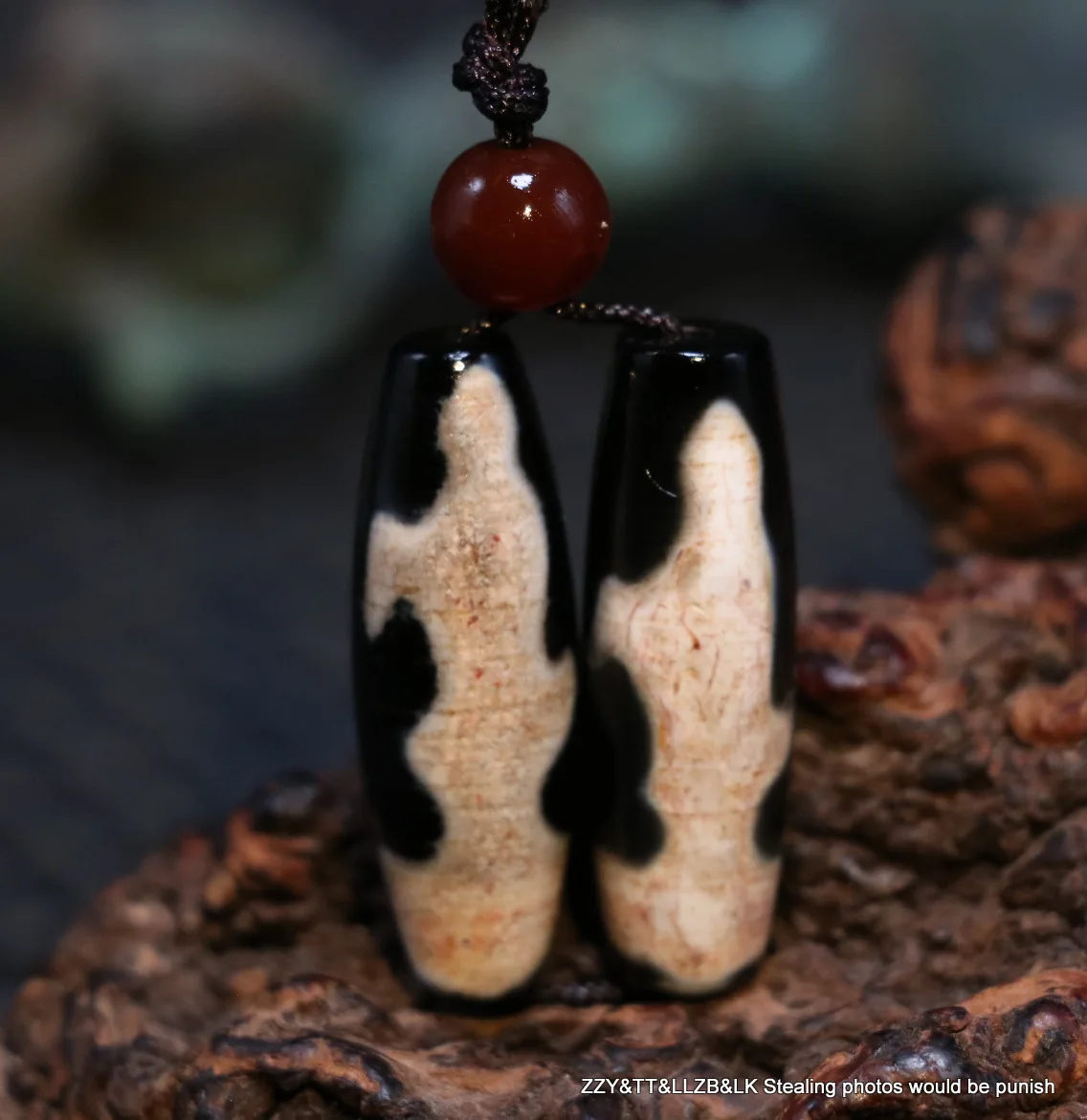 A Pair Power Tibetan old Agate Kwan Yin Swastica dZi Bead Amulet For M Jewelry LKbrother Talisman UPS1216AQs