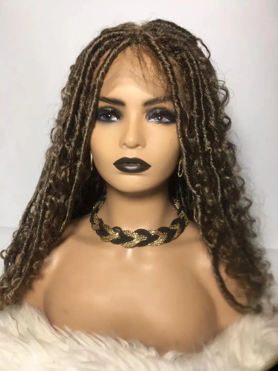 Closure braids wig