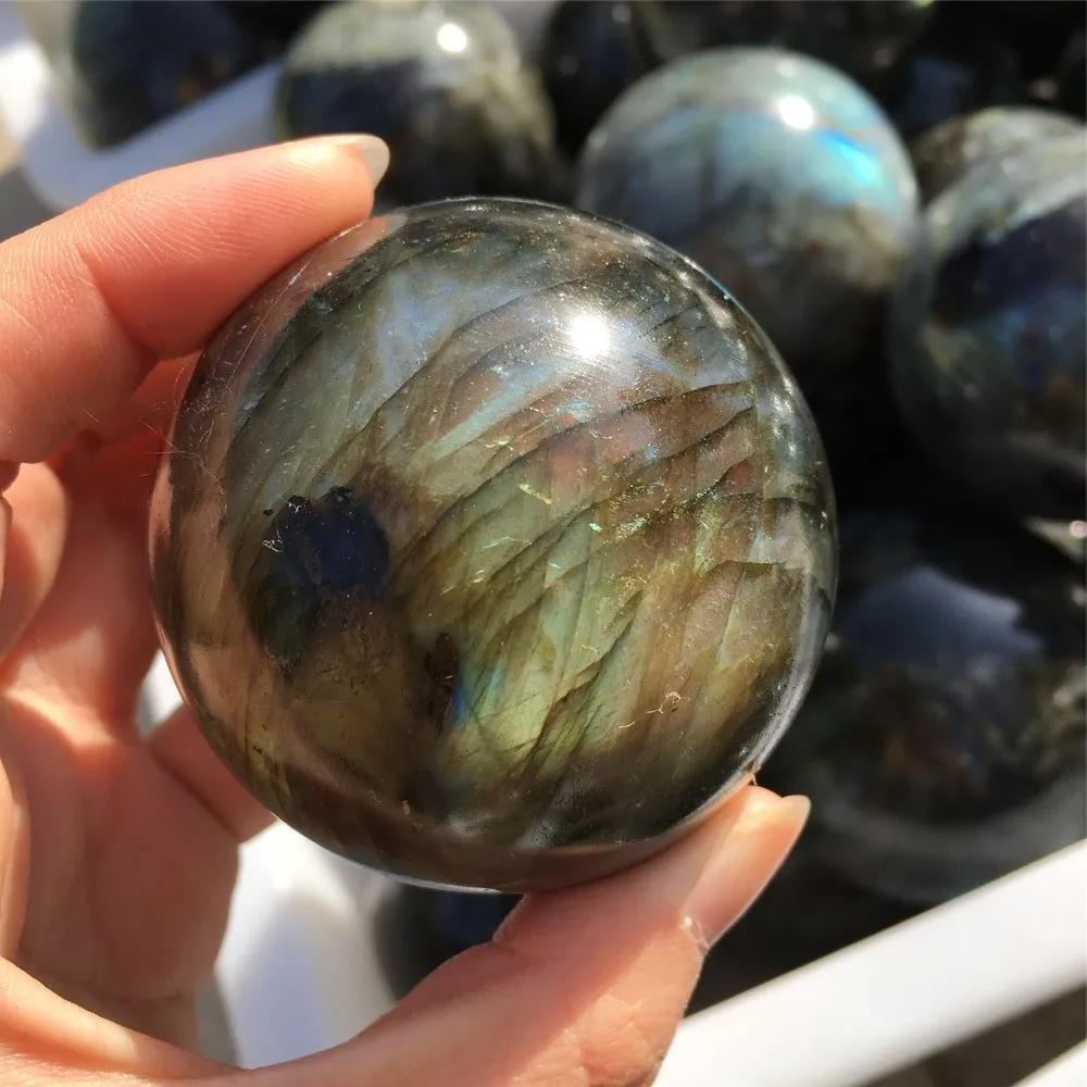 

natural stones and minerals labradorite sphere quartz crystals gemstones ball good luck decoracion hogar moderno