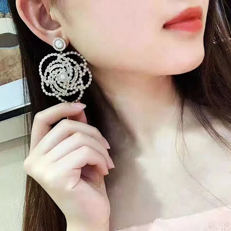 Trendy Design Crystal Pearl Flower Stud Earring Jewelry For Women Party Wedding