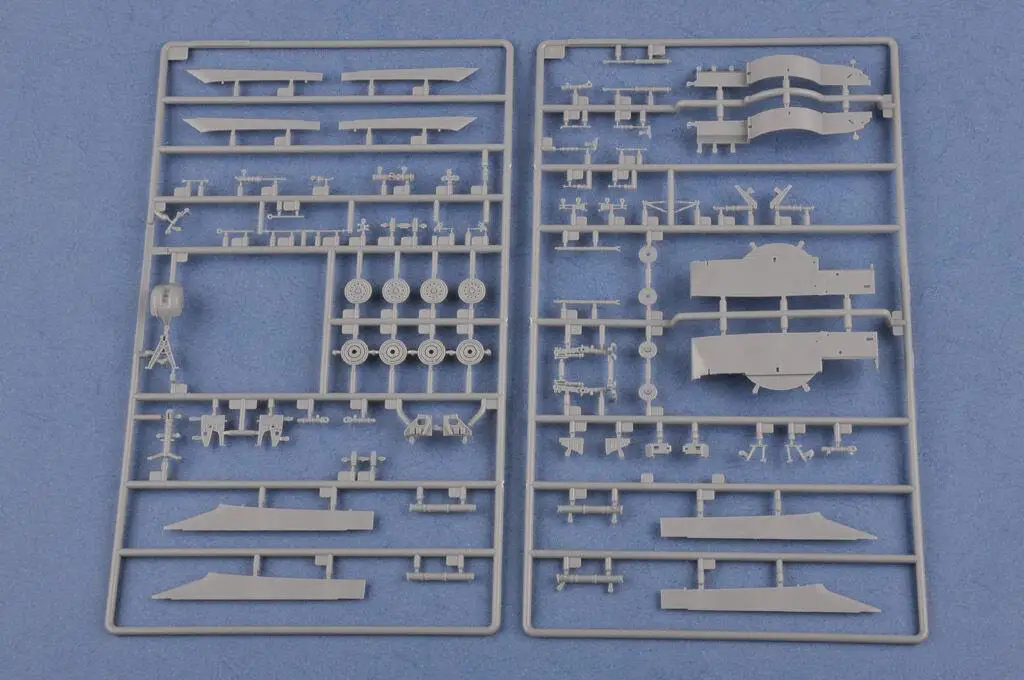 Hobbyboss 81753 1/48 Russian MiG-31 Foxhound Model KIt