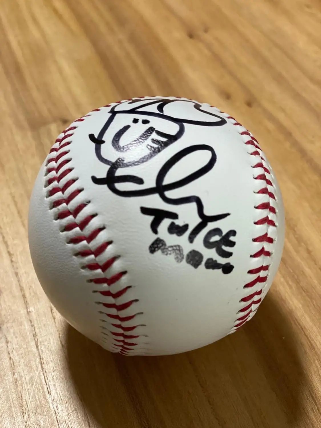 hand signed TWICE MOMO autographed  ball baseball K-POP limited version