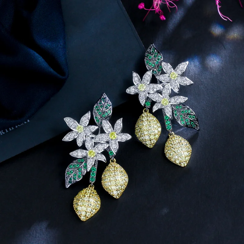 CWWZircons Einzigartiges Design Art Deco Blatt-Cluster Lange Hängende Ohrringe mit Weißen und Grünen CZ-Steinen für Damen, Abschlussball, Party, Großhandel E0430 – Detail 4