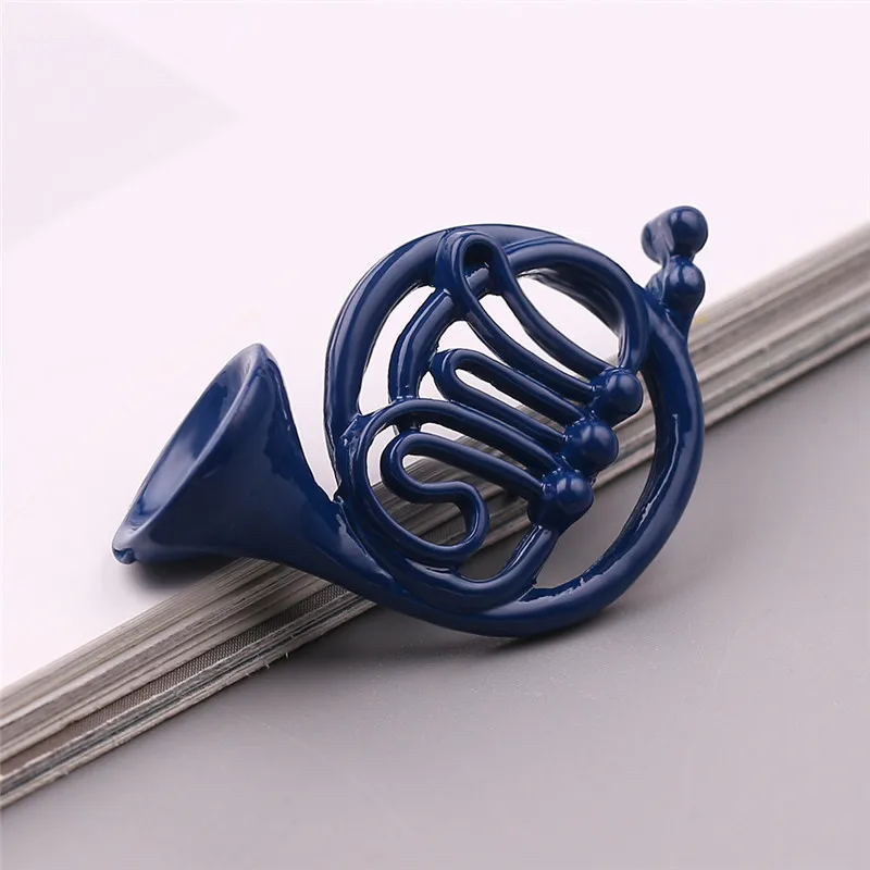 How I Met Your Mother Blue French Horn Pins Women/Men Brooches TV Series Jewelry