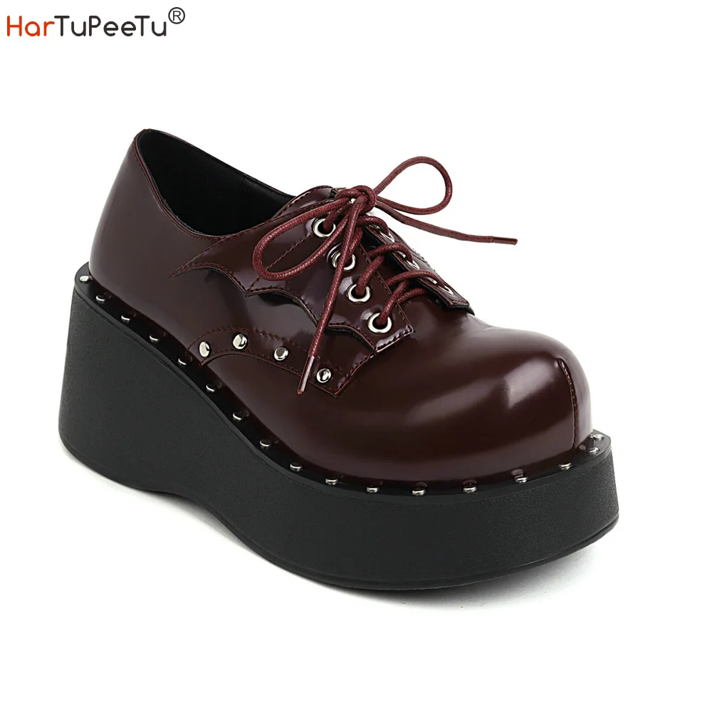 

Autumn Girls Patent Leather Cosplay PU Wedges Women Cross Lace-Up Punk Rivets Decorate Gothic Black Casual Platform Shoes