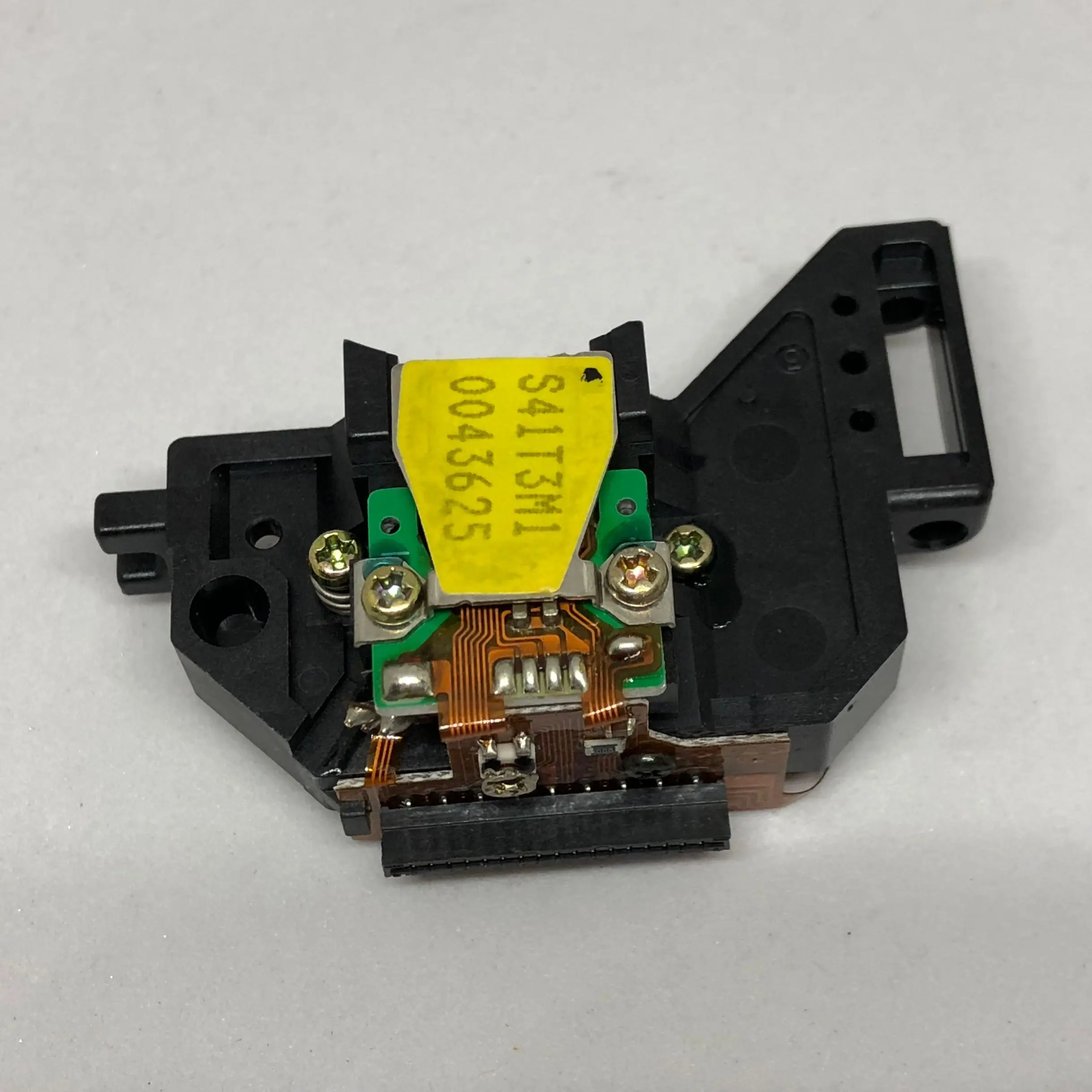 العلامة التجارية جديد SF-P151 SFP151 P151 17PIN نفس استخدام SPU3200 16P TEAC 540E PVR-560X الليزر عدسة البصرية اللواري كتلة Optique