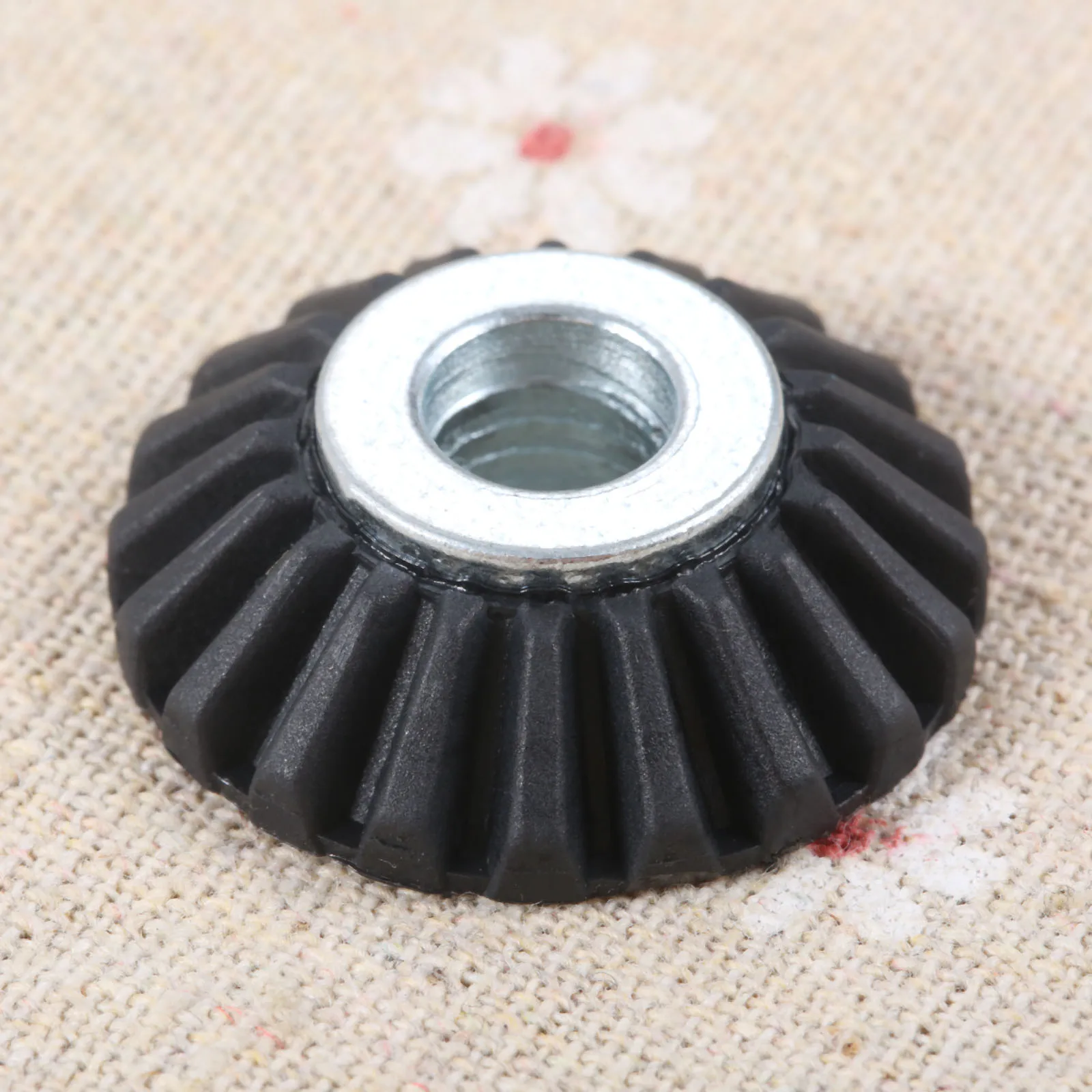 1pc Sewing Machine Gear 153021G Hook fit Singer 700 702 706 708 720 722 726 740 760 Futura 1000/1100 27*8mm Plastic Metal Tool