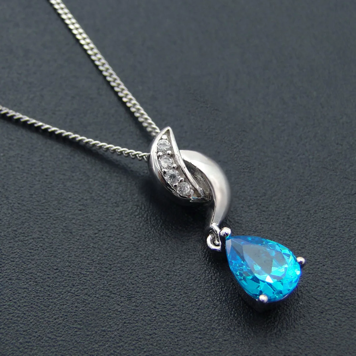 Brass Blue Zircon and Pendant Classic Retro Pop