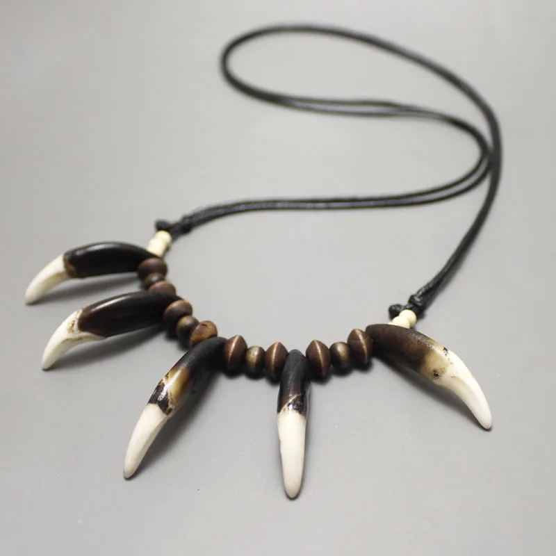 Hot sale tooth necklace imitation wolf teeth beaded necklace adjustable length Mens Womens Amulet Jewellery