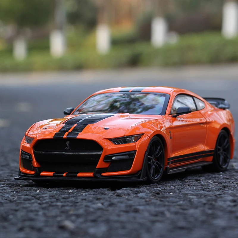 Maisto 1:24 Ford Mustang Shelby GT500 Toy Alloy Car Diecasts & Toy Vehicles Car Model Miniature Scale Model Car Toy For Children