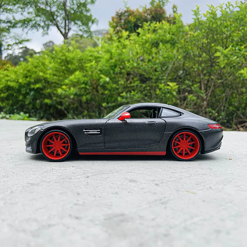 Maisto 1:24 Mercedes-Benz SLS AMG ROADSTER Simulation Alloy Car Die-casting Model Crafts Decoration Collection Toy Tool Gift