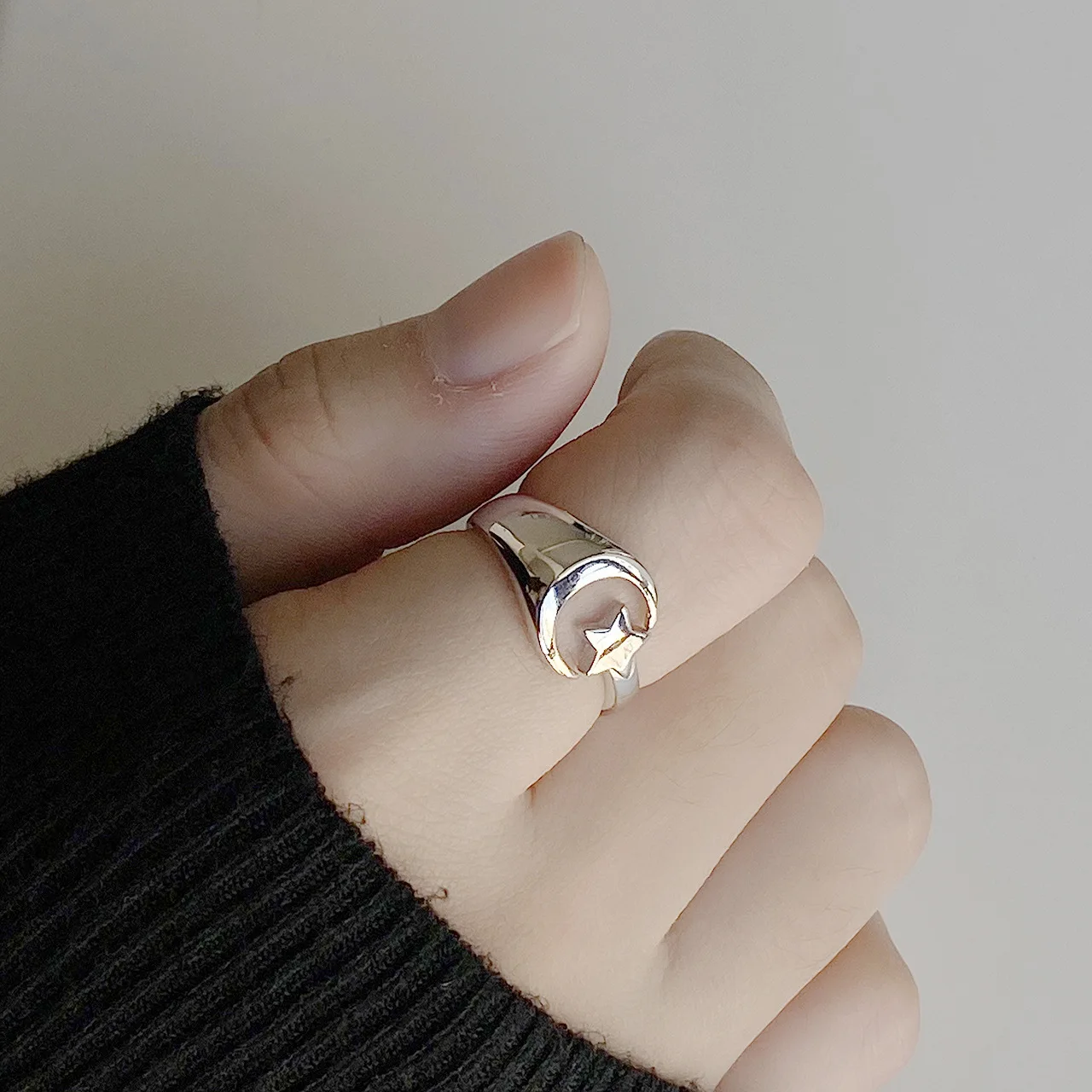 Geometric minimalist 925 sterling silver ring female niche design ins cold wind online celebrity star moon ring