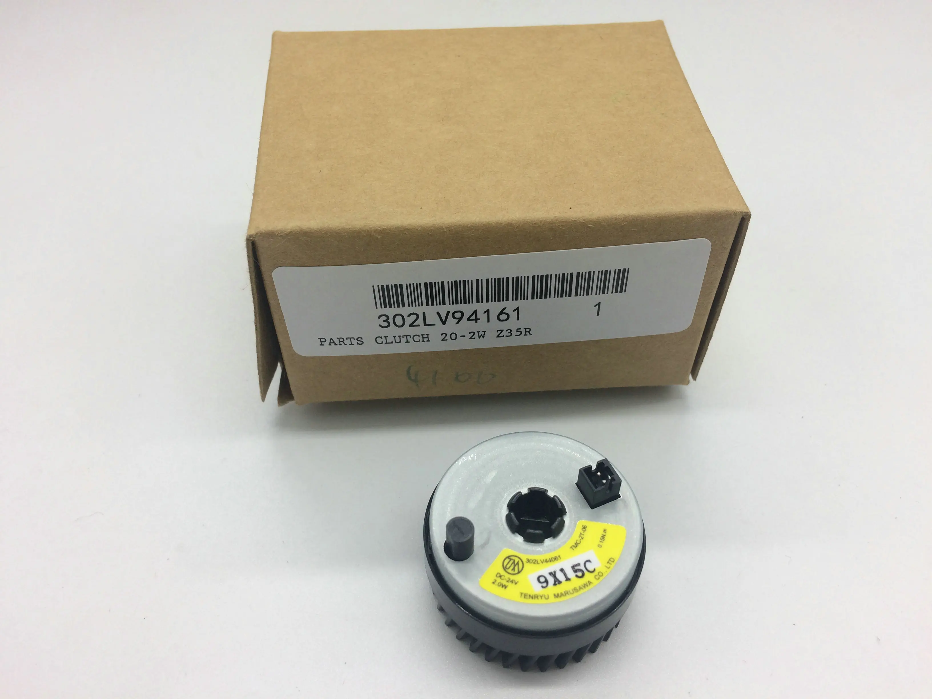 

302LV94161 оригинальная муфта проявки звукоснимателя 20-2 Вт Z35R для Kyocera M3540 M3550 M3560 FS2100DN FS4100 FS4300 M3040