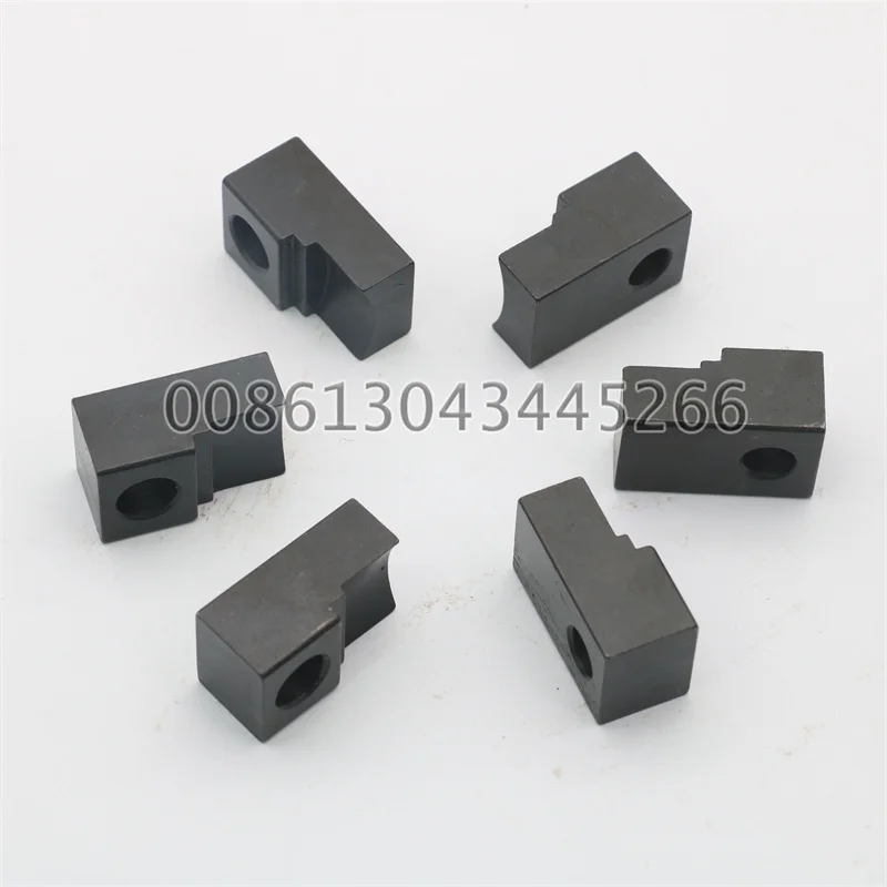 Best Quality Heidelberg 71.010.131 Retainer SM52 SM74 SM102 CD102 Bearing Press Block Ink Roller Cover Bearing Press 32x20x16mm