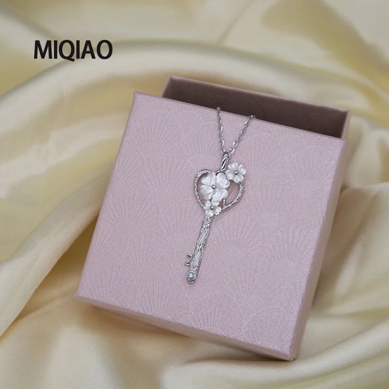 

MIQIAO 925 Sterling Silver Jewelry Heart Keys Pearl Shell Women Pendant Necklace Fashion Female Ornaments Eternity Love Gift