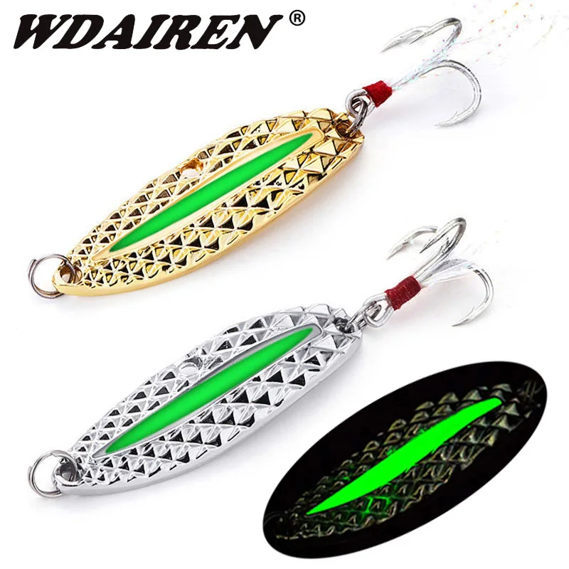 Metal Spoon Spinner Fishing Lure Luminous Hard Baits 7g 10g 15g Sequins Noise Paillette with Feather Treble Hook Fishing Tools