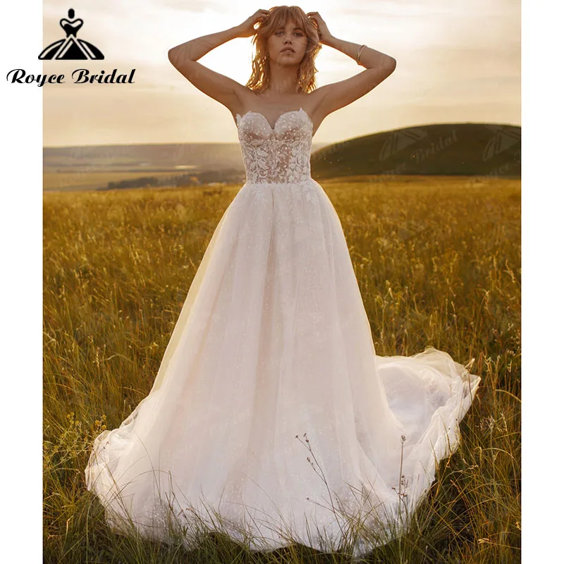 Vestido de novia elegante de corte en A, con capa, sin tirantes, Espalda descubierta, con apliques de encaje, escote en forma de corazón