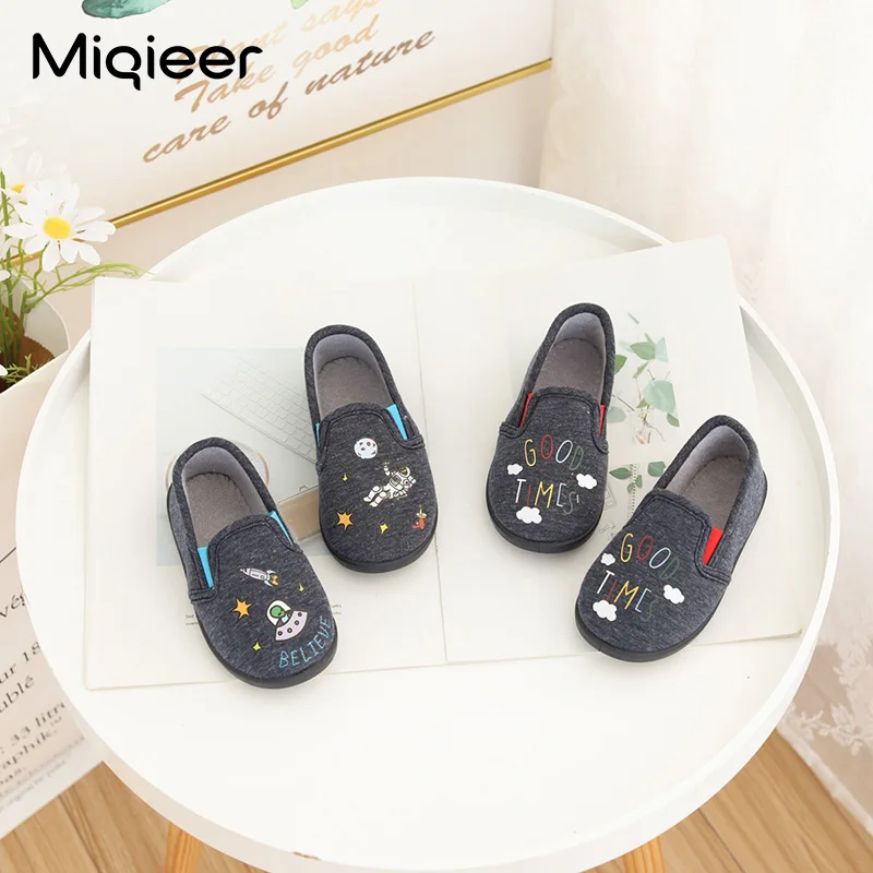 Boys Child Home Slippers Autumn Cotton Soft Anti Skid Cloud Astronaut Pattern Outdoor Walking Shoes Kids Baby Indoor Slippers