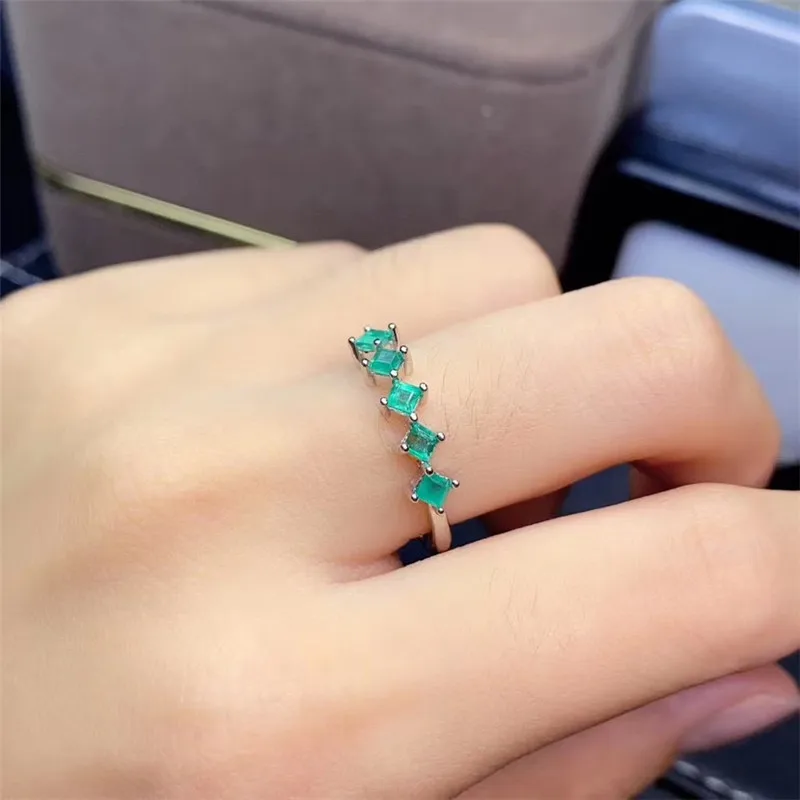 

2020 hot sale boutique jewelryar 925 Silver Previous Natural Emerald Female Ring Support Detection