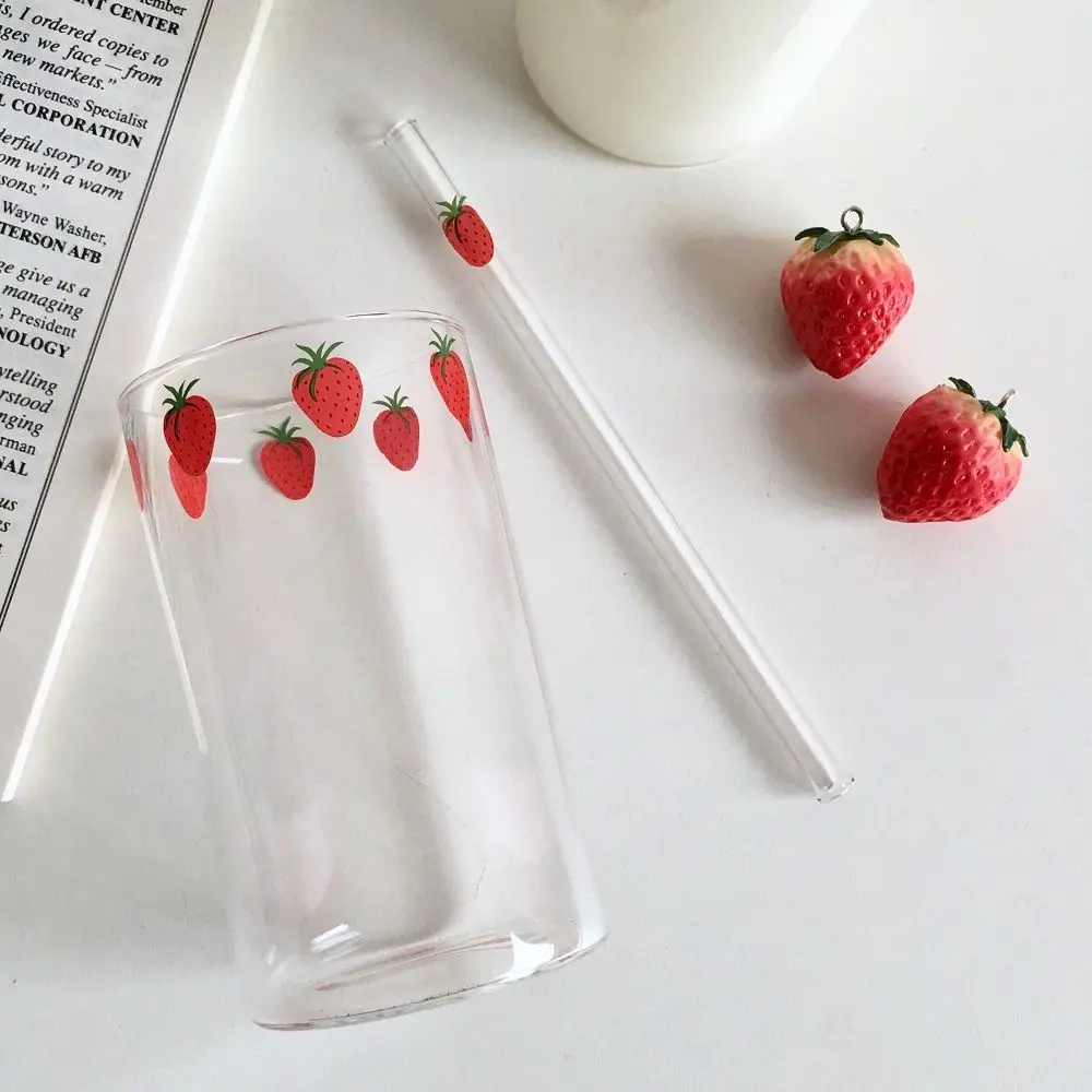 300ml 10oz High borosilicate Nana Cute Strawberry Water Milk Drinking Glasses Cup With Straw