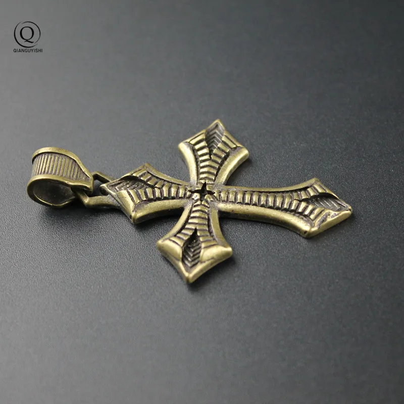 Copper Cross of Christ Keychains Pendant Vintage Brass Metal Keychain Charm Car Key Rings Handmade Artworks