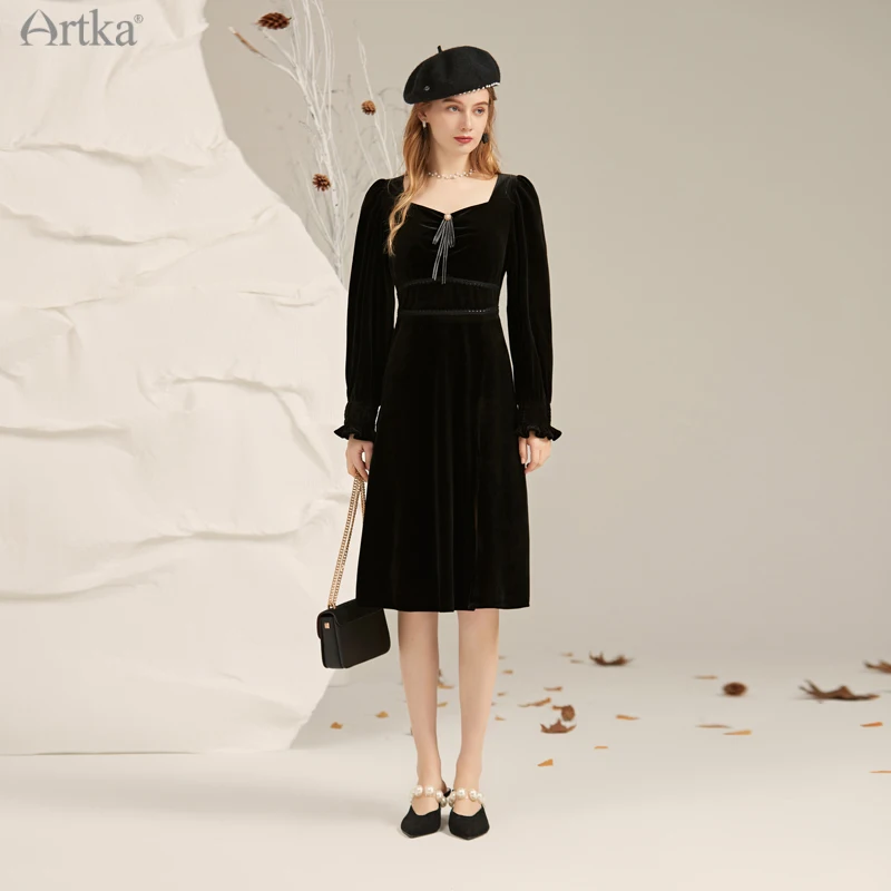 ARTKA 2021 Early Autumn New Women Midi Dress French Vintage Square Collar Velvet Dresses Side Split Black Evening Dress LA25013D