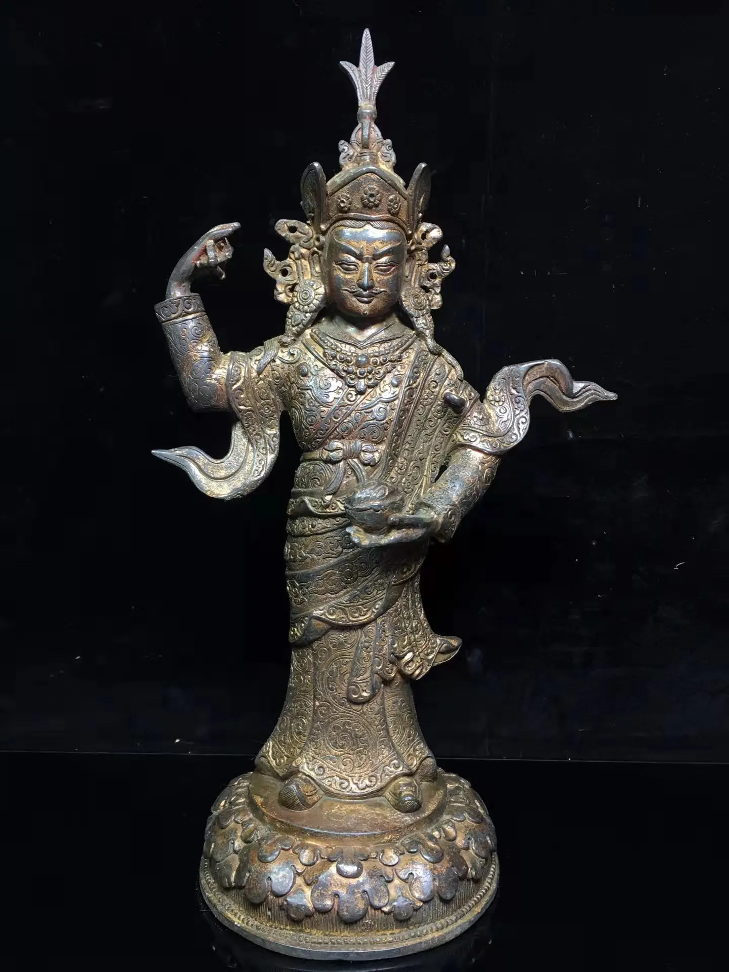 Rare  old Tibet copper Master Padmasambhava of Tibetan Buddhism statue