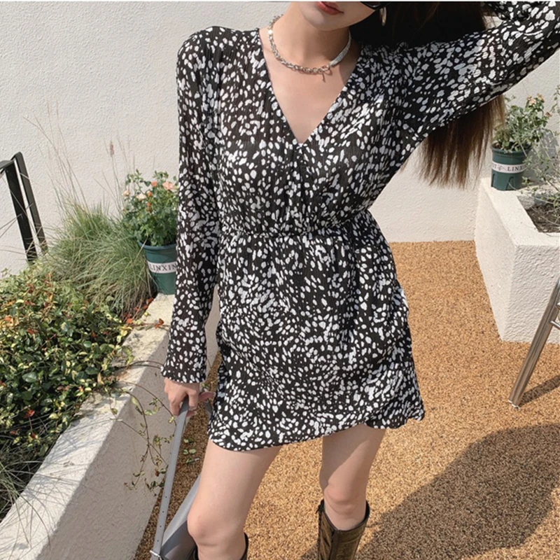 2022 New Leopard High Waist V-Neck Irregular Korean Elegant Vintage Wild Women's Autumn Winter Dresses Lady Mini Dresses DR6325