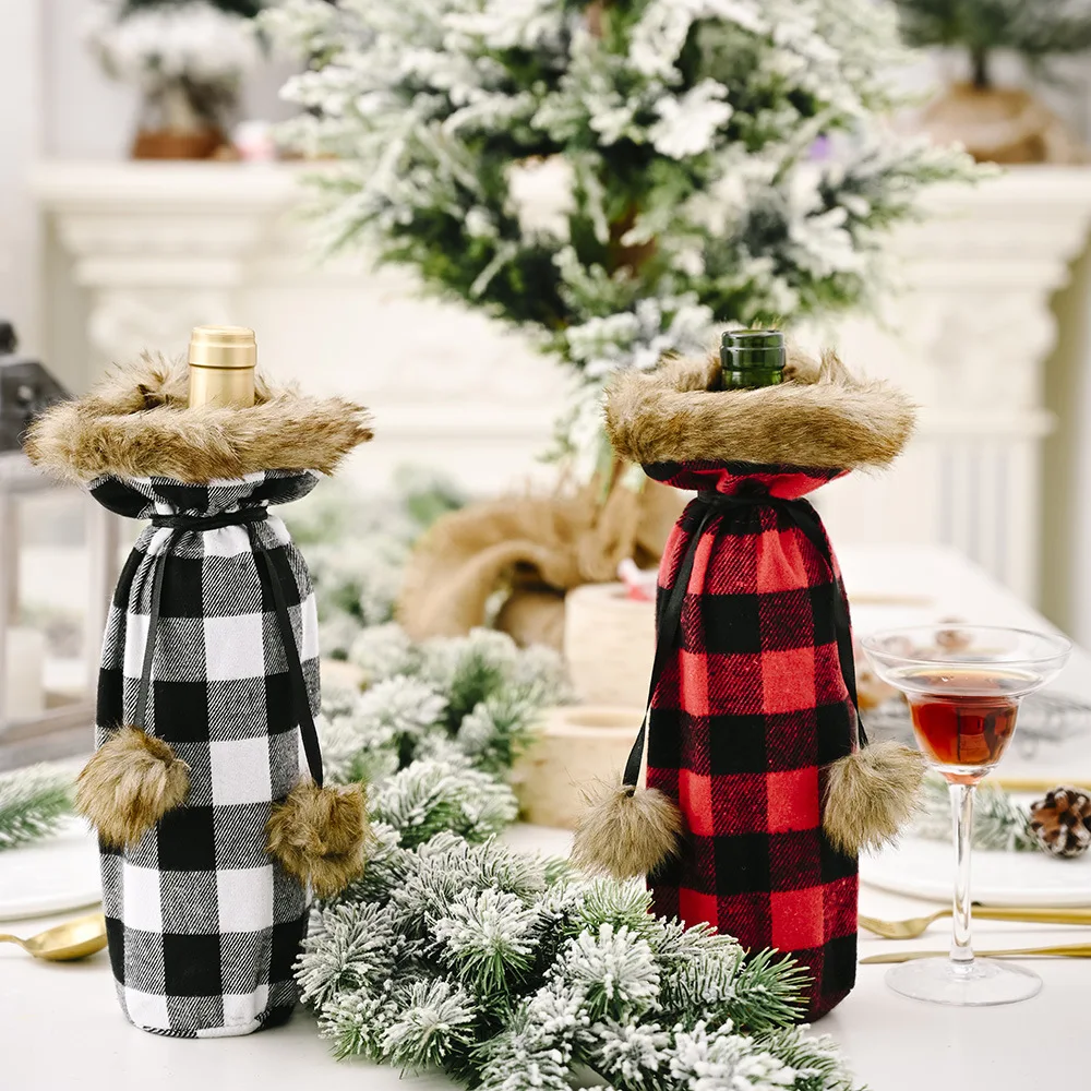 

2PCS Christmas supplies Plush lattice wine bottle cover creative new wine bottle bag Nordic home red wine cover decoration