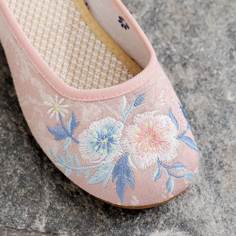 Veowalk Jacquard Fabric Women Embroidered Flat Slippers Comfortable Soft Elegant Ladies Mules Retro Chinese Embroidery Shoes