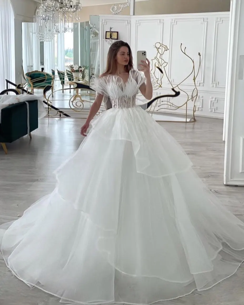 Luxury Puffy Wedding Dresses Strapless Ruffles Sequins Appliques Long Tulle Ball Gown Women Wedding Bridal Gowns Custom Made