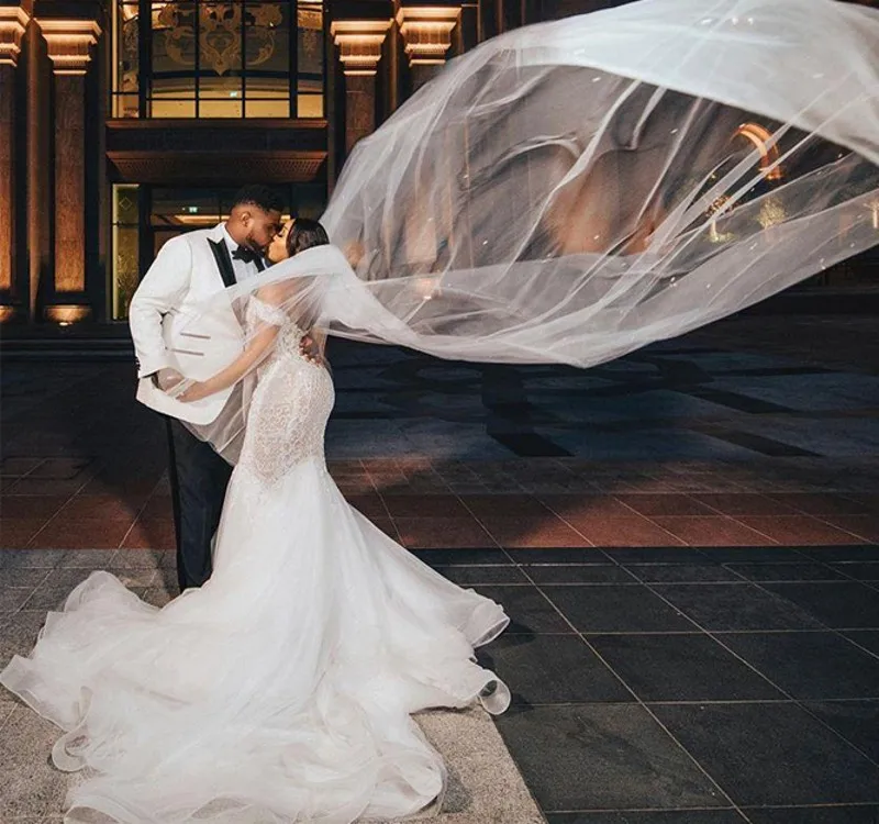 Vestidos de novia africanos de lujo con hombros descubiertos, Espalda descubierta, apliques de cuentas, vestidos de novia de sirena, tren de barrido de tul, matrimonio, 2024