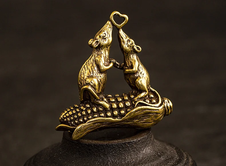 Retro Brass Love Mice on the Corn Handmade DIY Miniature Keychain Craft Ornament Creative Ring Pendant