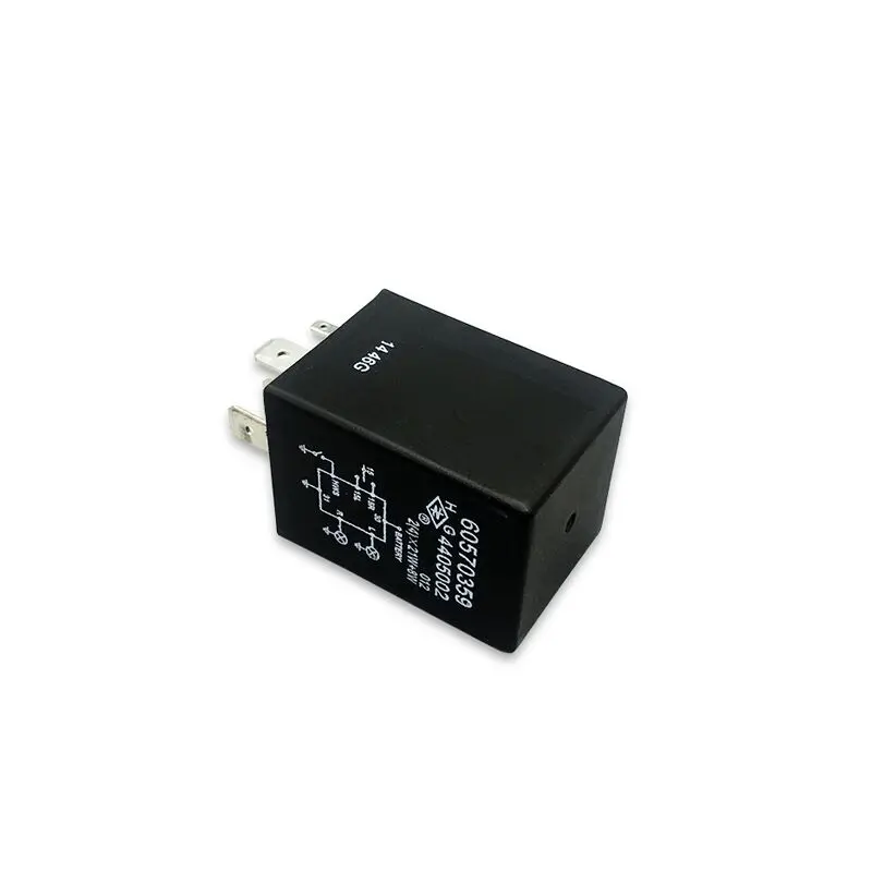 

1pcs Turn signal relay for Brilliance BS4 M2 BS6 M1 Flash relay 60570359