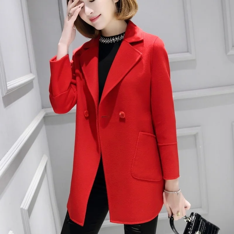 

Autumn 2022 New Womens Turn-Down Collar Solid Short Woolen Coat Office Lady Korean Style Elegant Casual Concise Outerwear