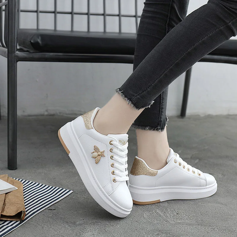 White Shoes Women Sneakers Casual Platform Fashion Rhinestone chaussures femme bee Lady footware Walking shoes ST351